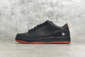 Nike SB Dunk Low Black Pigeon