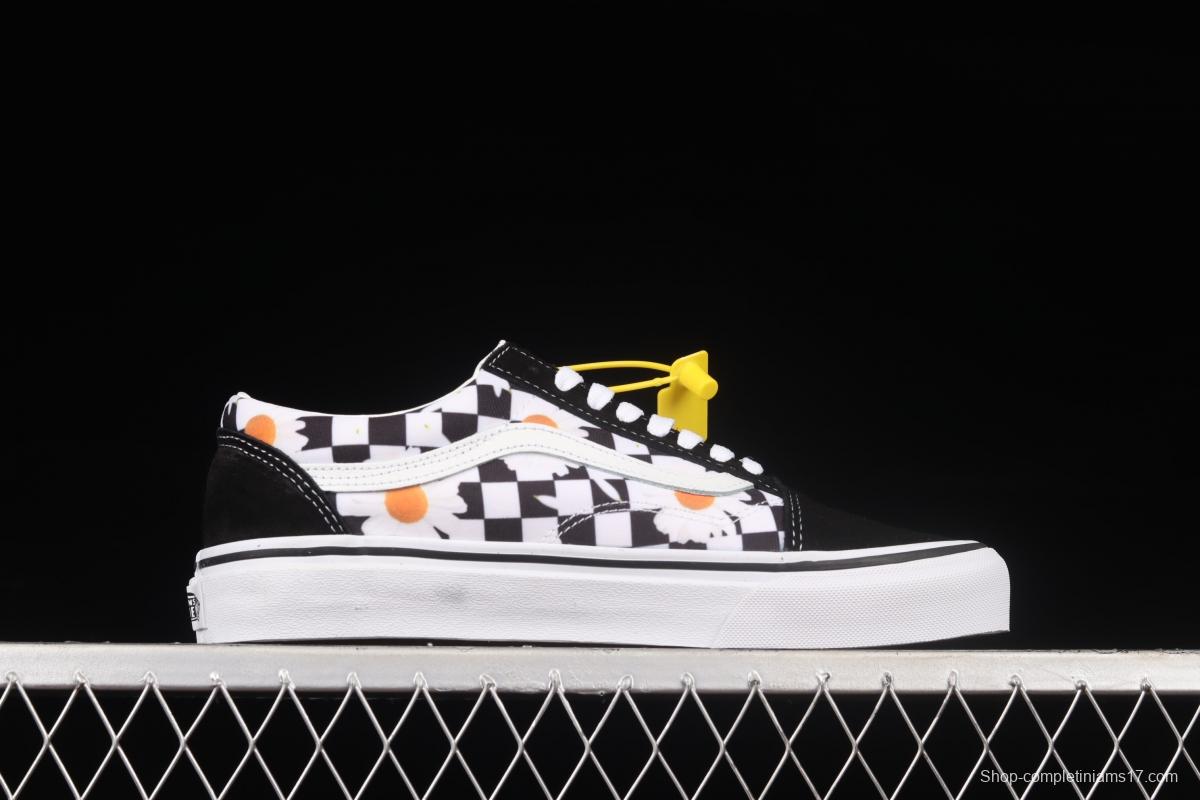 Vans Old Skool black and white checkerboard checkered daisy low upper board shoes sports shoes VN0A5KRFB0B