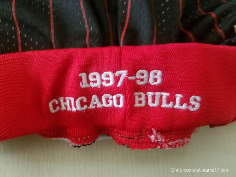 Chicago 1997-98 Throwback Classics Basketball Team Shorts