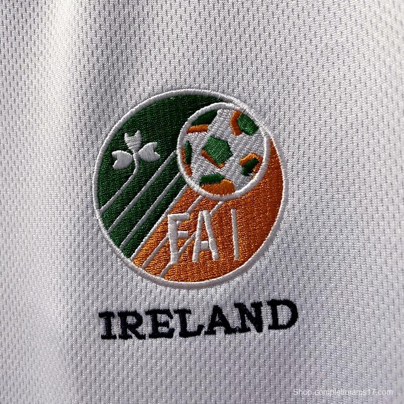 Retro 2002 Ireland Away Soccer Jersey