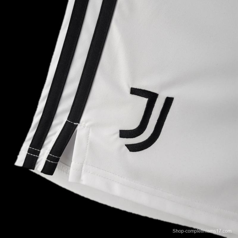 22/23 Juventus Home Shorts