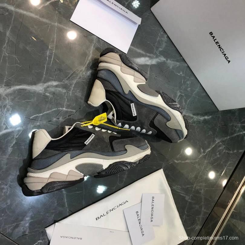 Men/Women Balenciaga Triple S Sneaker Dark Grey Item 6380340