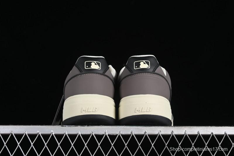 MLB Chunky Liner Basic New York Yankees Height Increasing Thick Sole Casual Sneakers - 3ASXCLB3N50CGS