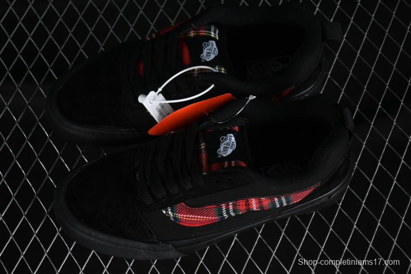 Vans Classics Knu Skool Retro Sneakers with Enlarged Toe and Thickened Trim - VN0009QC3N6