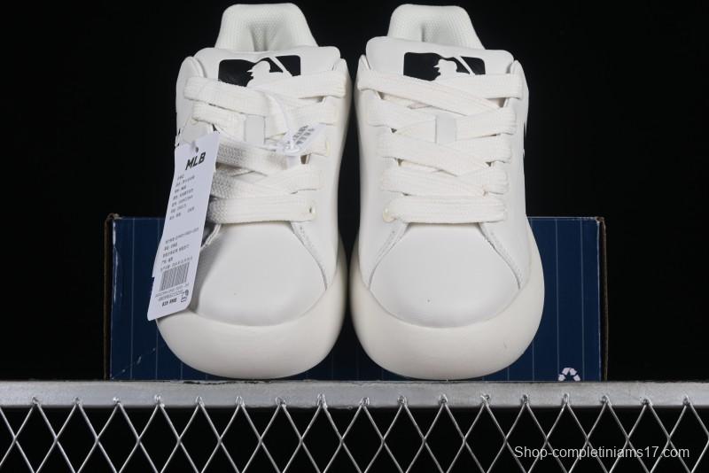 MLB Chunky Classic Base Height Increasing Platform Sneakers - 3ASXCCB4N50IVS