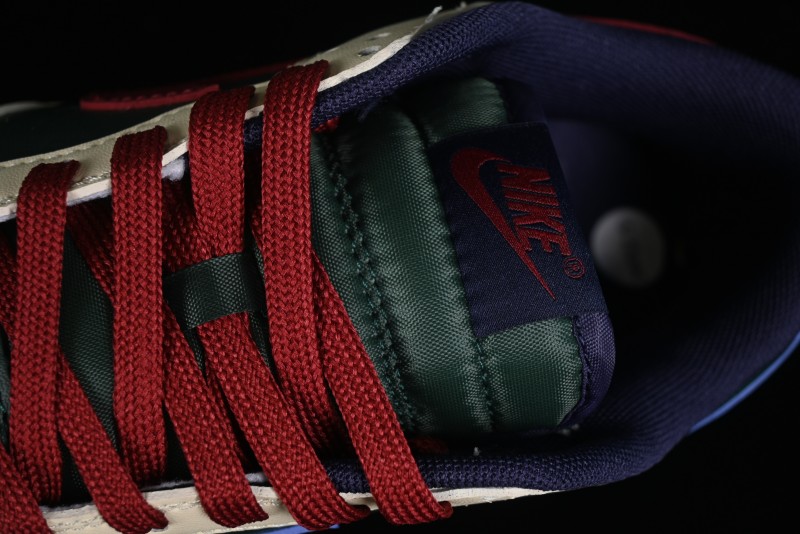 Nike SB Dunk Low Retro Skateboarding Shoes with Gorge Green and Red Swoosh Design - FV8106-361