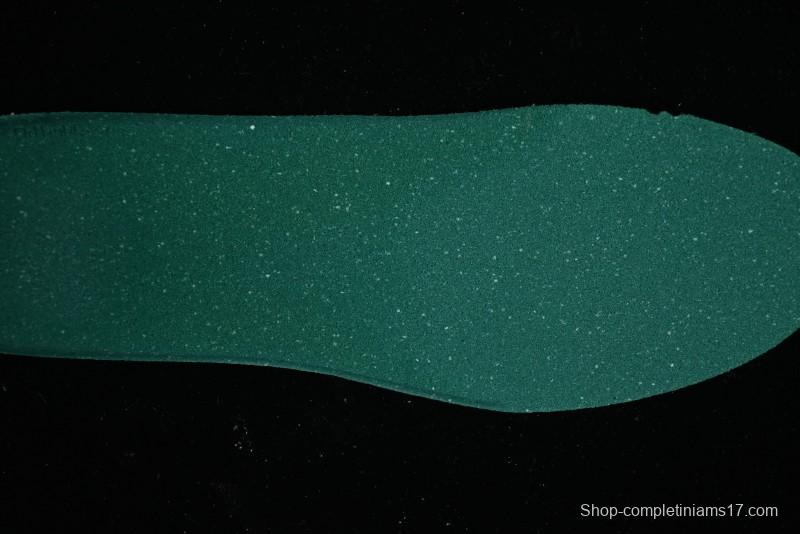 Nike ACG Mountain Fly 2 Low SP Outdoor Hiking Shoes with GORE-TEX and React Foam - FZ3311-100