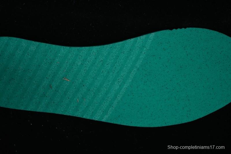 Nike Air Jordan 4 Remastered Sneakers in Black, Light Bone and Dark Grey - FQ7939-100