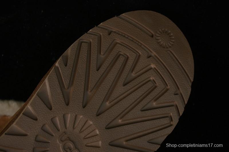 UGG Mini Bailey Button II Classic Short Boots with Wooden Button - 1016422