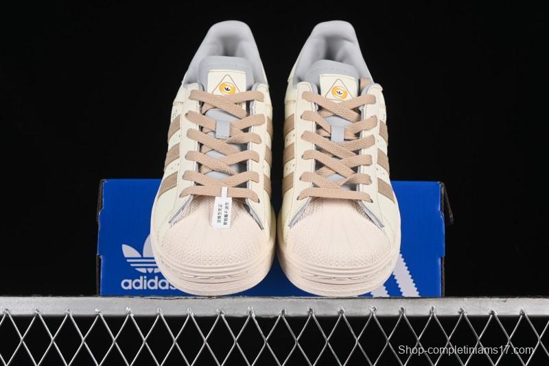 Adidas Superstar IF1779 Casual Sneakers with Shell Toe Design - IF1779