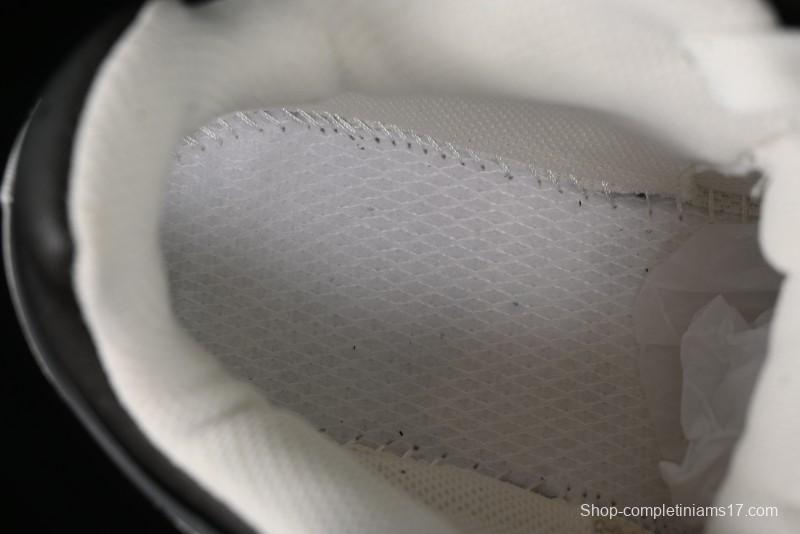 New York Yankees Chunky Liner Mid Denim Monogram Sandals with Velcro Closure and Thick Sole - 3ASXCHL4N50GRS