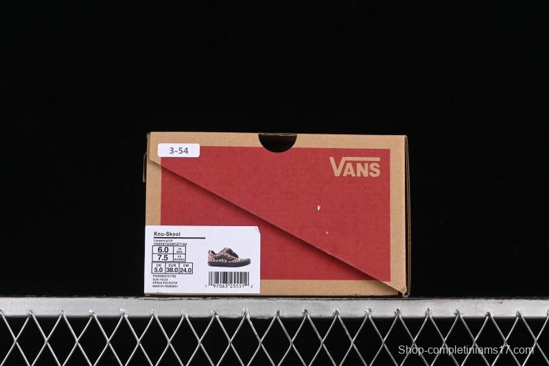 Vans Classics Knu Skool Retro Sneakers with Enlarged Toe and Thickened Trim - VN000CSQW3ZT188