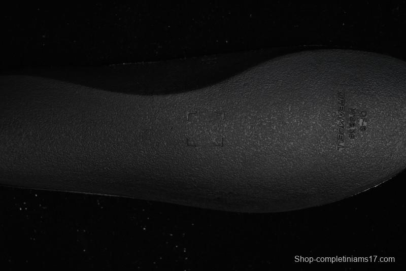 Nike Air Jordan 1 High OG Retro Basketball Shoes with Black Toe Design - DZ5485-106