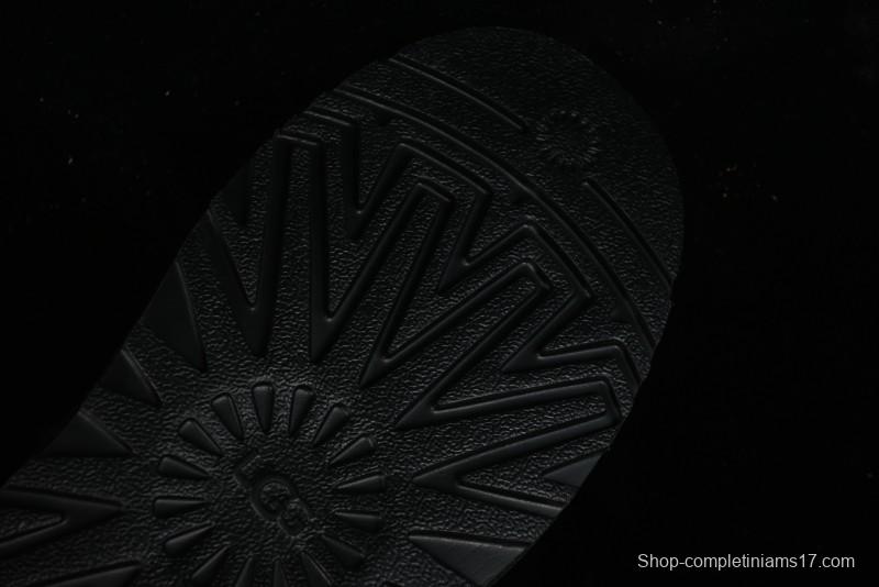 UGG Neumel Moc Ankle Boots in Suede with Shearling Lining - 1153631