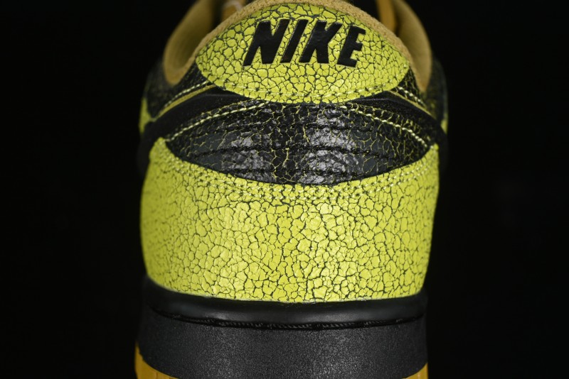 Nike Dunk Low "Halloween" Themed Low-Top Casual Sneakers - HV6103-300