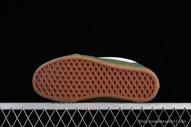 Vans Classics Knu Skool Retro Sneakers with Enlarged Toe and Thickened Sole - VN000CS0DWL