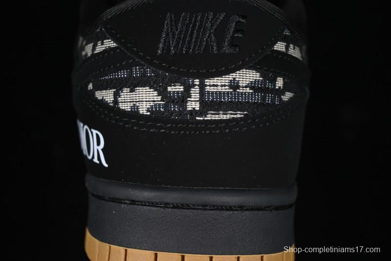 Nike SB Dunk Low APE Collaboration - Camouflage Black Swoosh Anniversary Custom Low-Top Casual Sneakers - KK1333-017