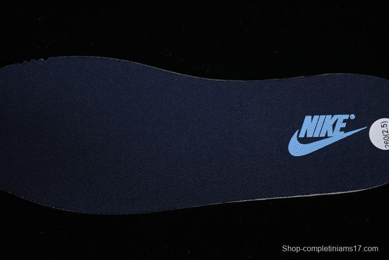 Nike Dunk Low SB Casual Skate Shoes in Obsidian/University Blue Colorway - FN7800-400