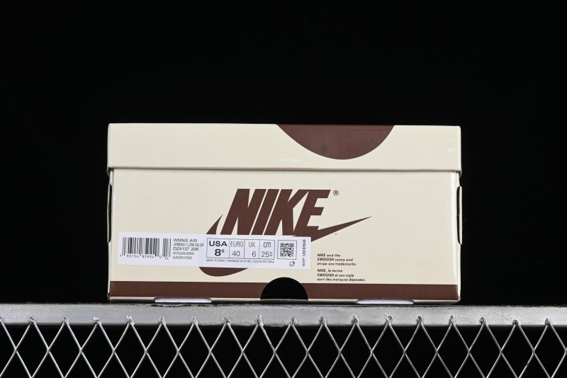 Nike Travis Scott x Air Jordan 1 Low OG AJ1 Reverse Swoosh Sneakers - DZ4137-206