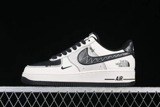 Nike Air Force 1'07 Low The North Face Collaboration Patent Leather Black Stitch Low-Top Casual Sneakers - DM6688-005
