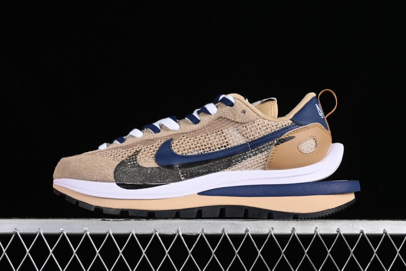 Nike Sacai VaporWaffle 3.0 Deconstructed Running Shoes with Layered Sole - CV1363-102