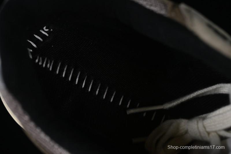 New Balance Made In USA M993 Series Classic Retro Casual Running Shoes with Heritage Design - U993JJ