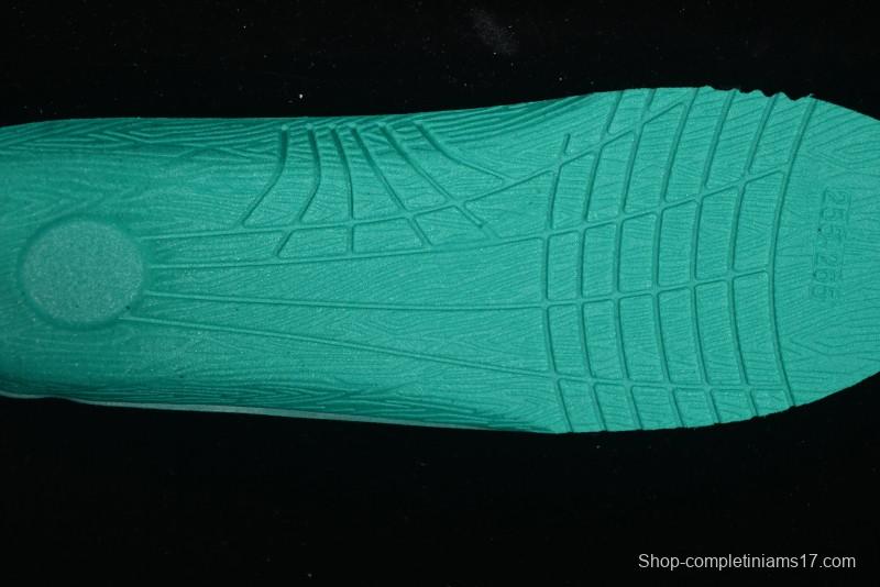 New York Yankees MLB Chunky Liner Custom Platform Sneakers in Neon Pink - 3ASXCA12N50WHS