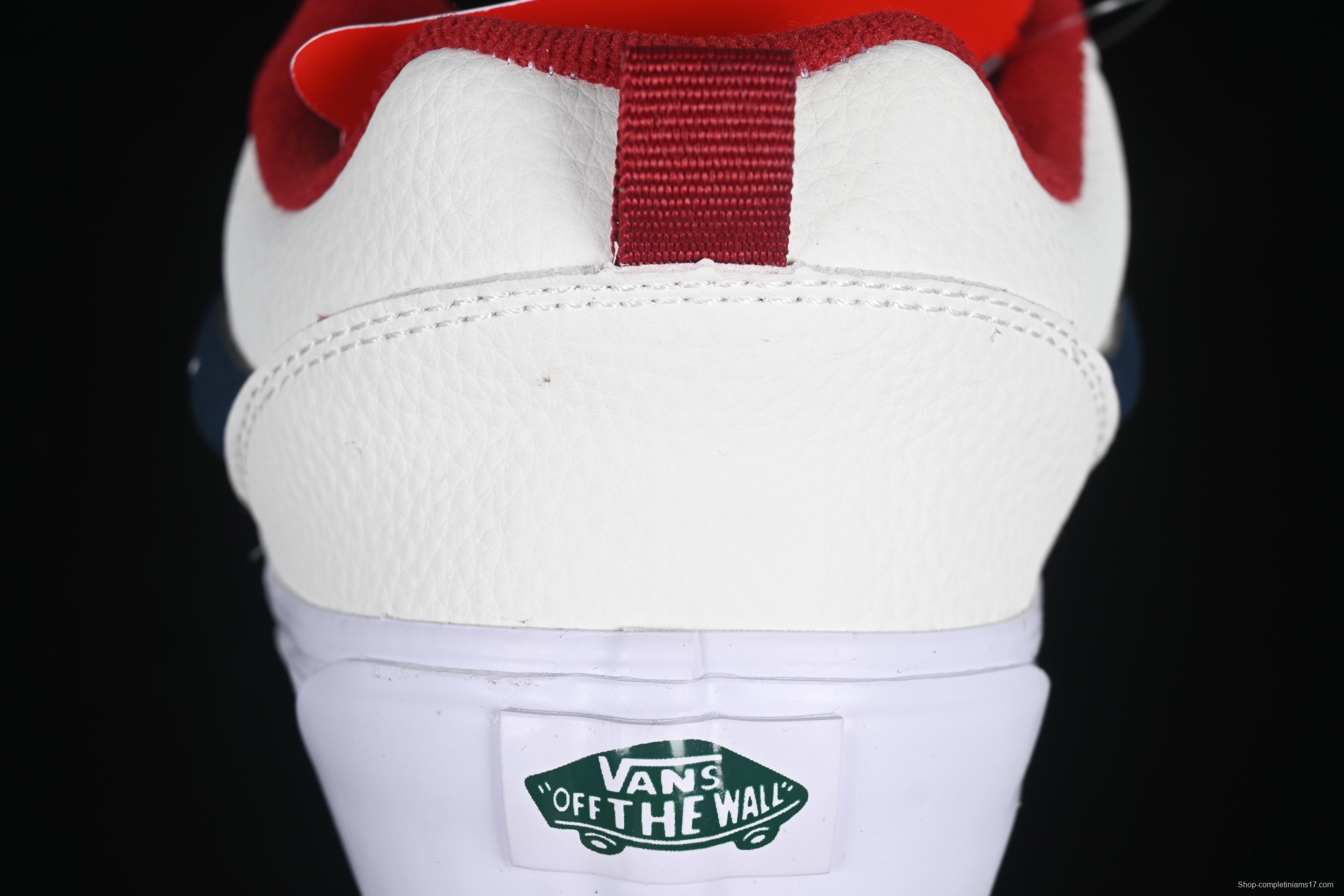 Vans Knu Skool Low Top Retro Chunky Sneakers with Oversized Logo - VN0009QC377