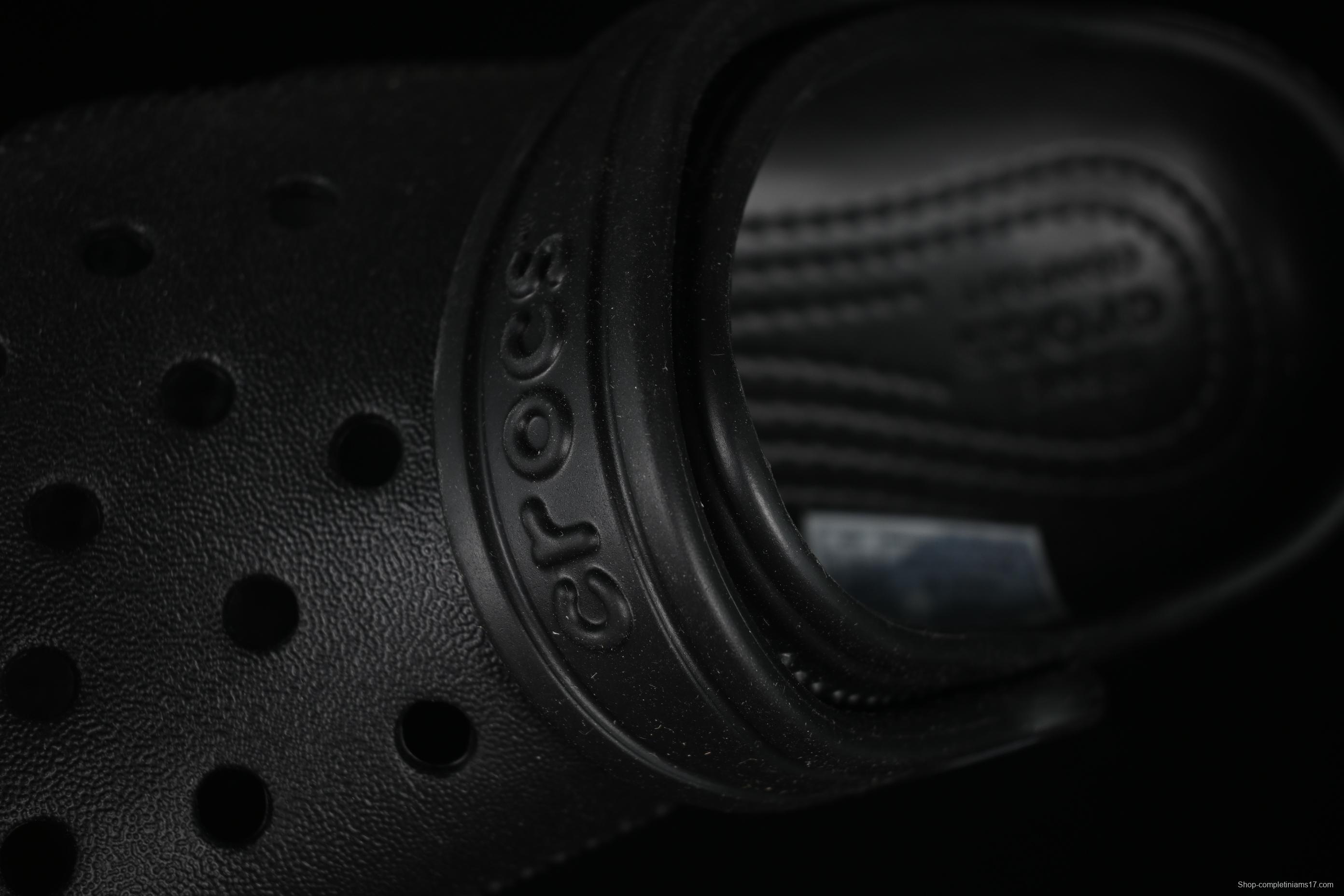 Crocs Classic Clog Kids Lightweight Slip-Resistant Comfortable Water Shoes - Classic Clog