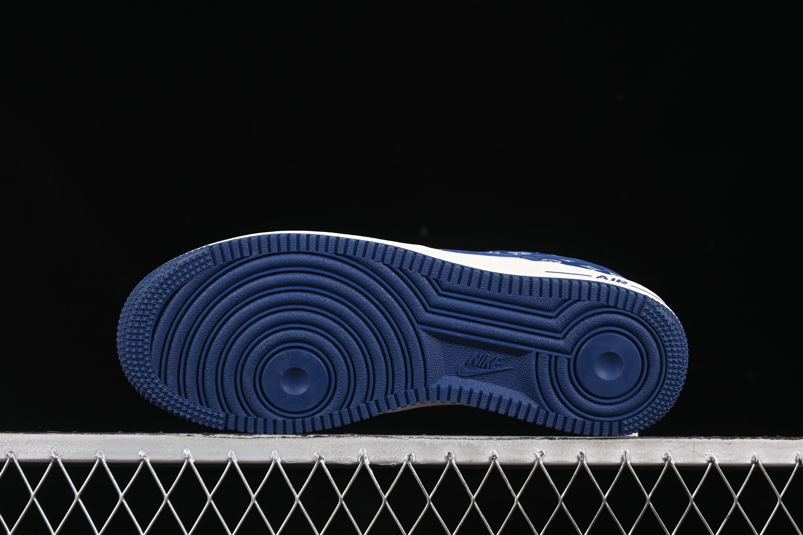 Nike Air Force 1 '07 Low LV Collaboration White Blue Swoosh Casual Sneakers - LW9279-008