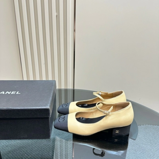2025 Women Chanel Beige Black Leather Mary Jane Shoes KFY00290