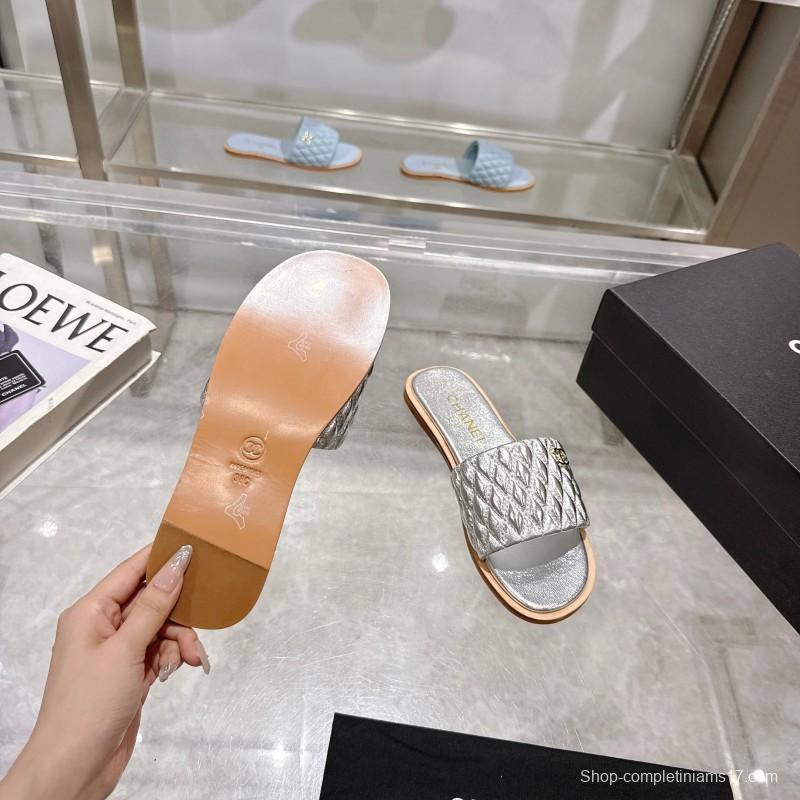 2025 Slippers Chanel Silver Leather Slippers