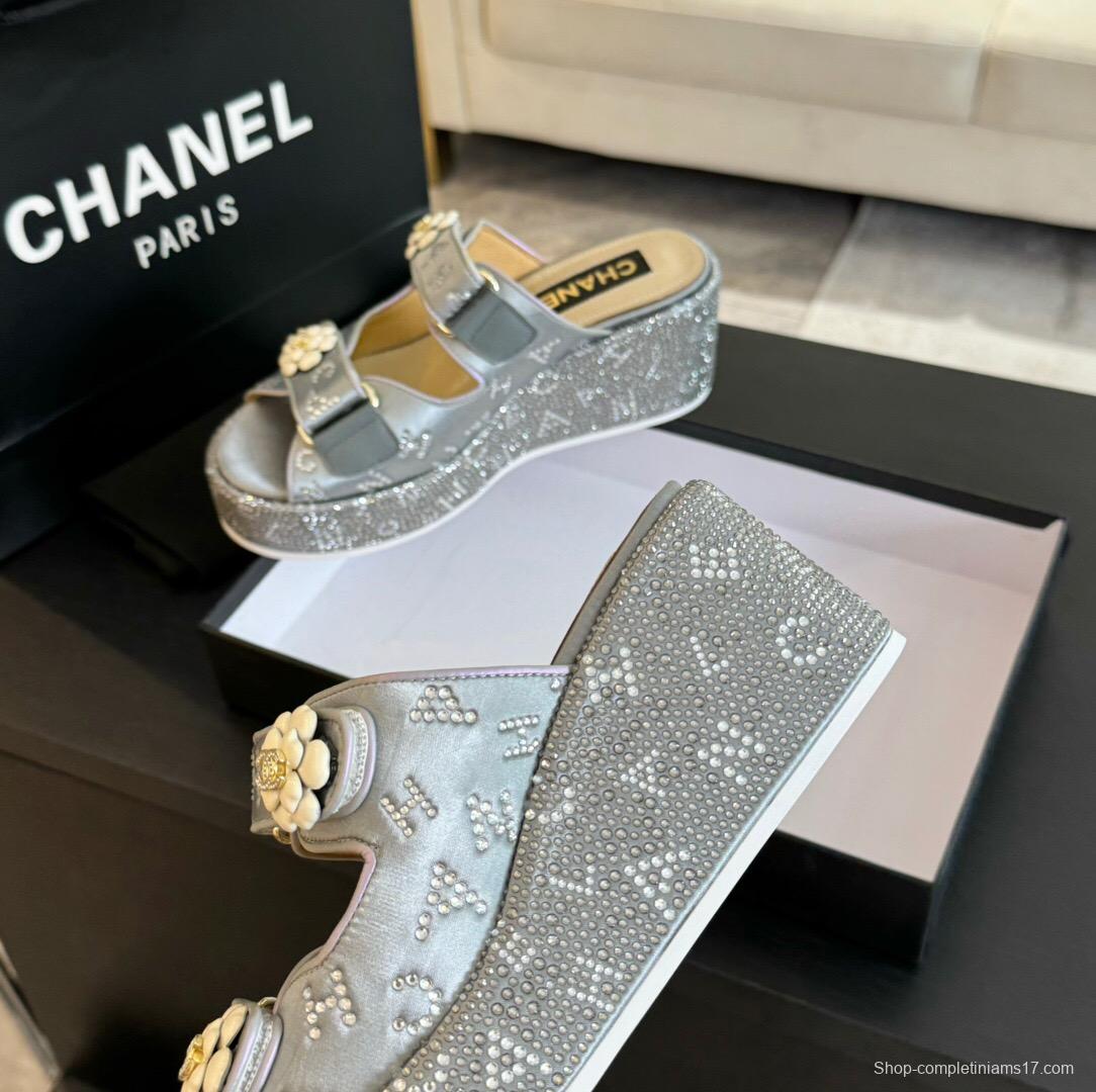 2025 Women Chanel Grey Leather Slippers Flower LY00330