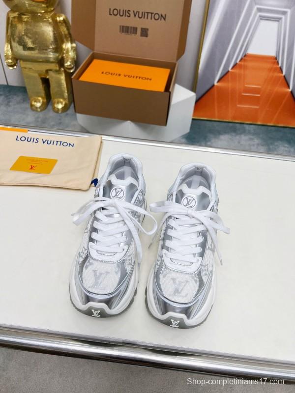 2025 Unisex Louis Vuitton White Grey Mesh Leather Sneakers LY00340