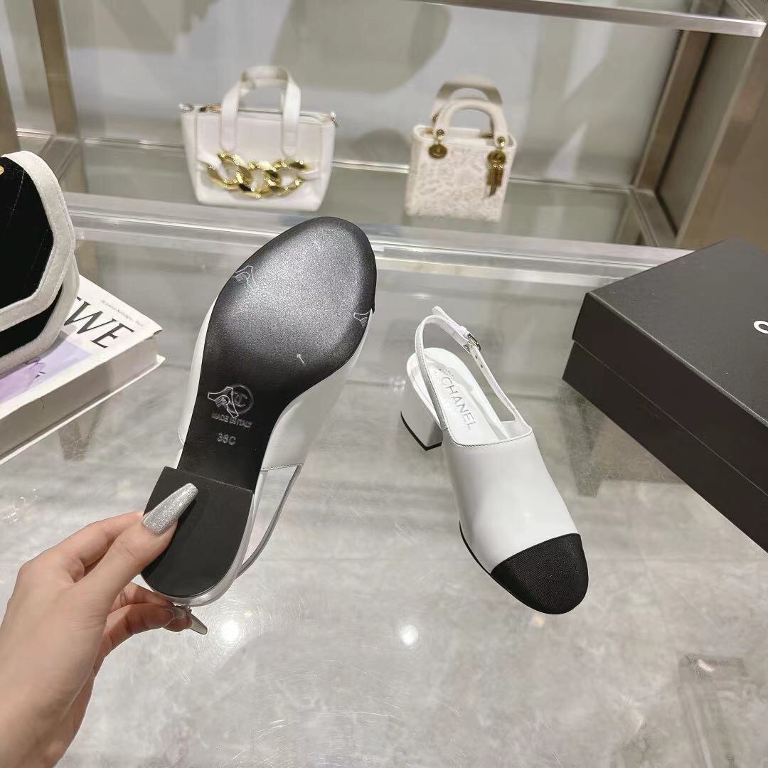 2025 Women Chanel White Black Leather Slingback Sandal LY00300