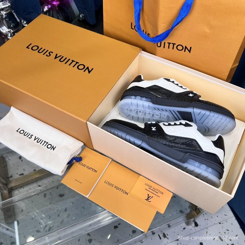 2025 Unisex Louis Vuitton White Black Leather LV Trainer