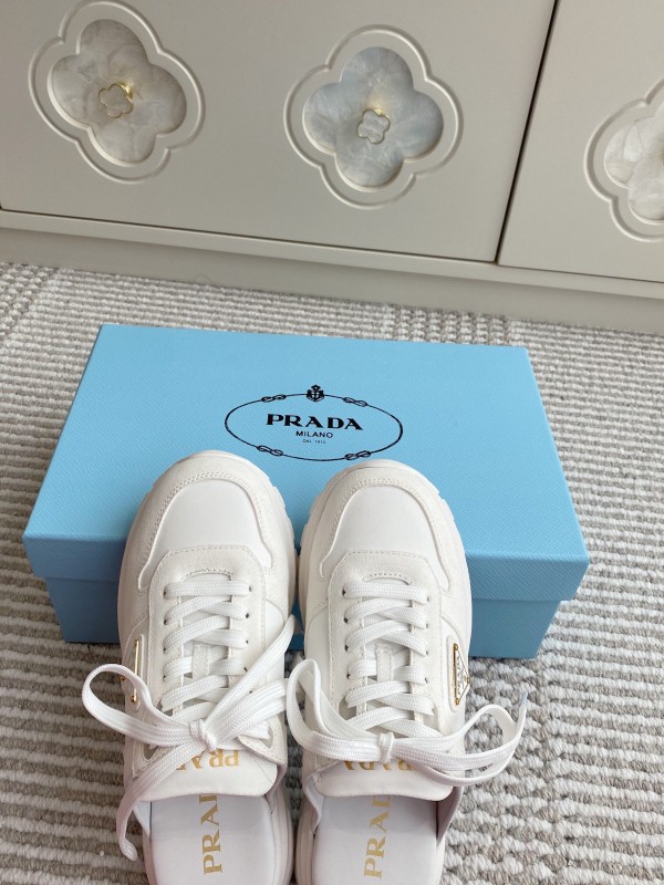 2025 Women Prada White Leather Sneakers LY00290