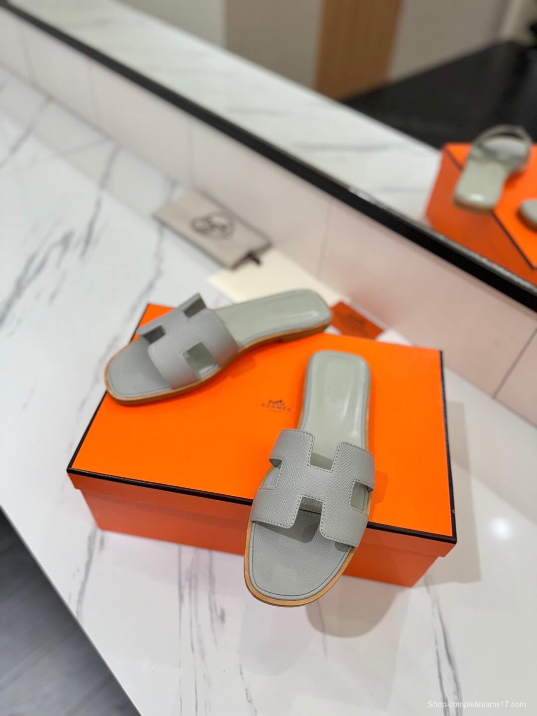 2025 Women Hermès Light Grey Leather Slippers