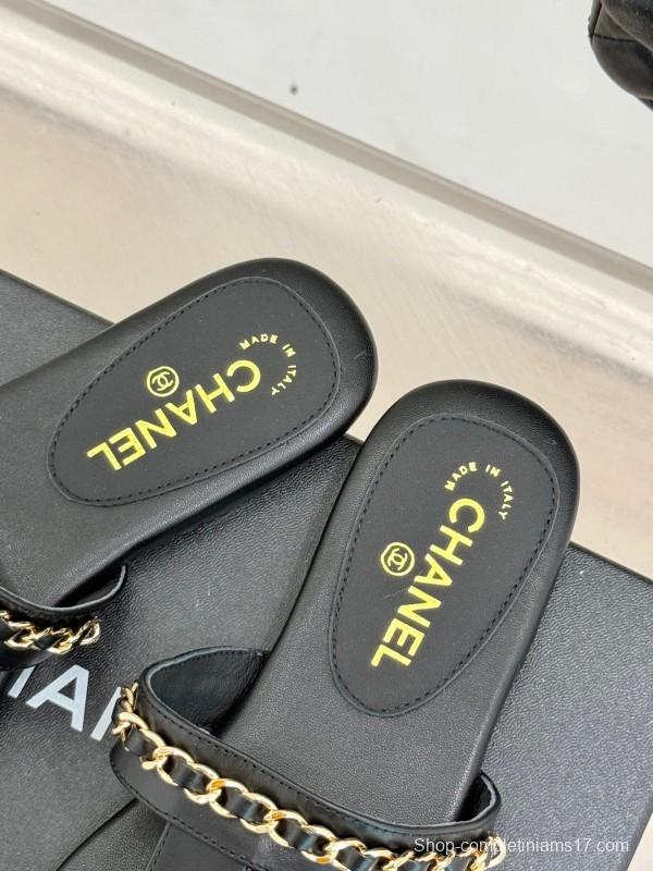 2025 Women Chanel Black Leather Slippers Chain KFY00250