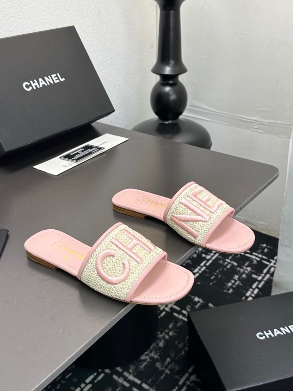 2025 Slippers CHANEL Pink Tweed Slippers
