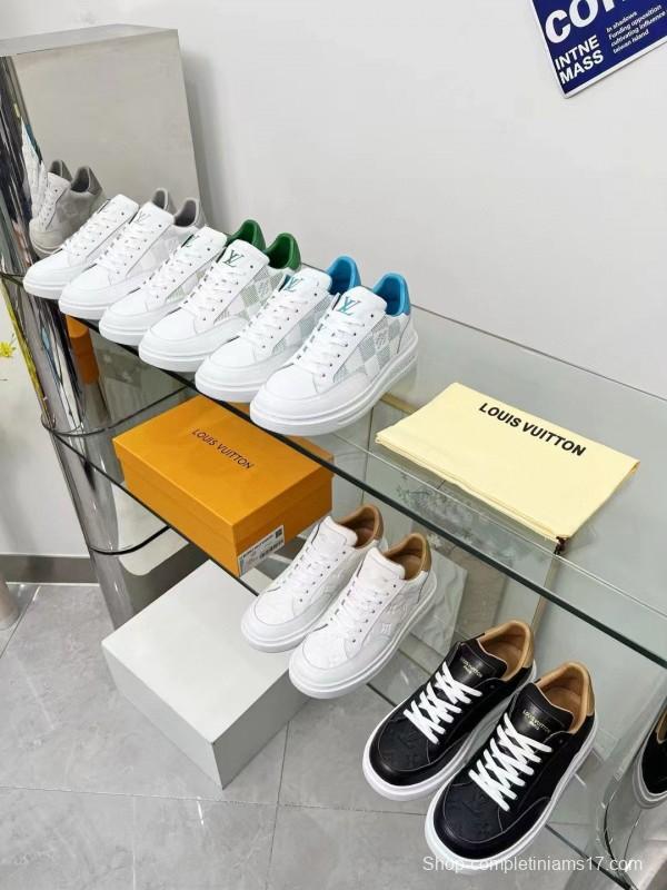 2024 Unisex Louis Vuitton White Blue Leather Sneakers Maxi Damier MJ00330