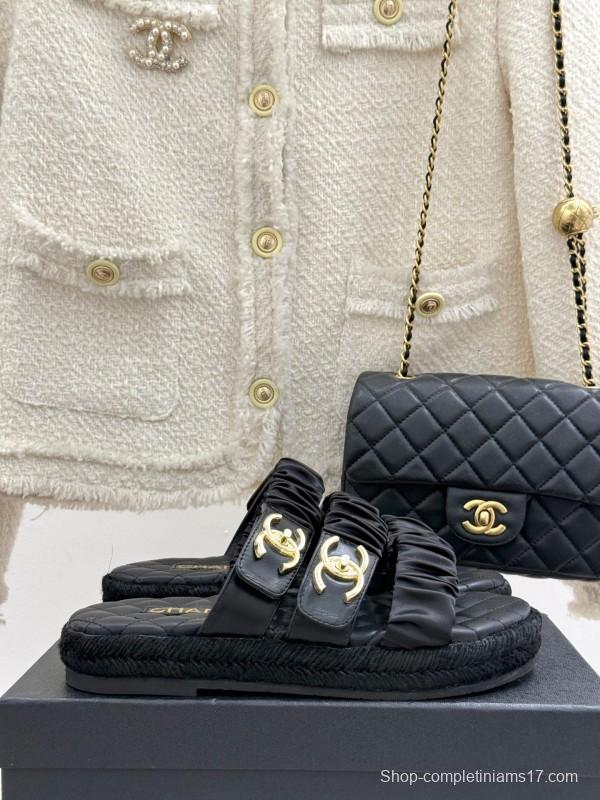 2025 Women Chanel Black Leather Slippers CC Logo KFY00230