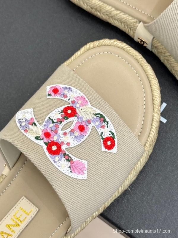 2025 Slippers Chanel Beige Floral Embroidery Espadrille KFY00230