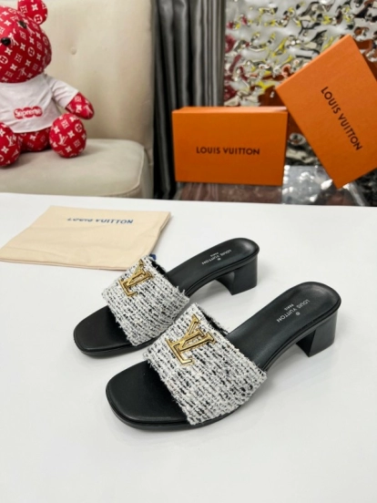 2025 Women Louis Vuitton Black White Tweed Heels LY00220