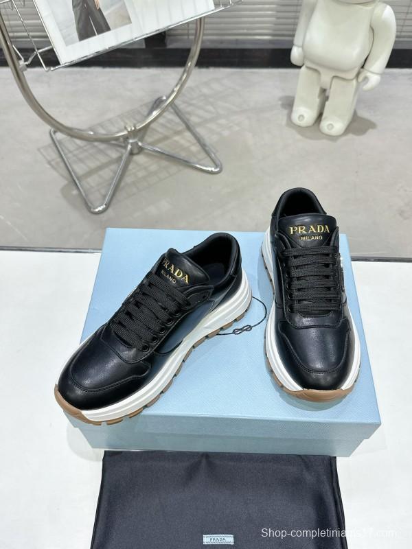 2025 Unisex Prada Black Calf Leather Sneakers KFY00310
