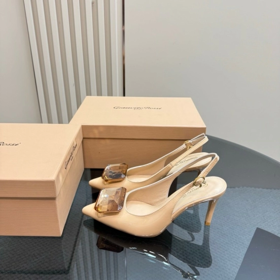 2025 Women Gianvito Rossi Beige Patent Leather Slingback High Heel Gemstone KFY00300