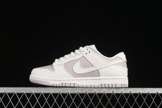 Nike SB Dunk Low White Light Purple Embossed Low-Top Casual Skate Shoes IH0639-011