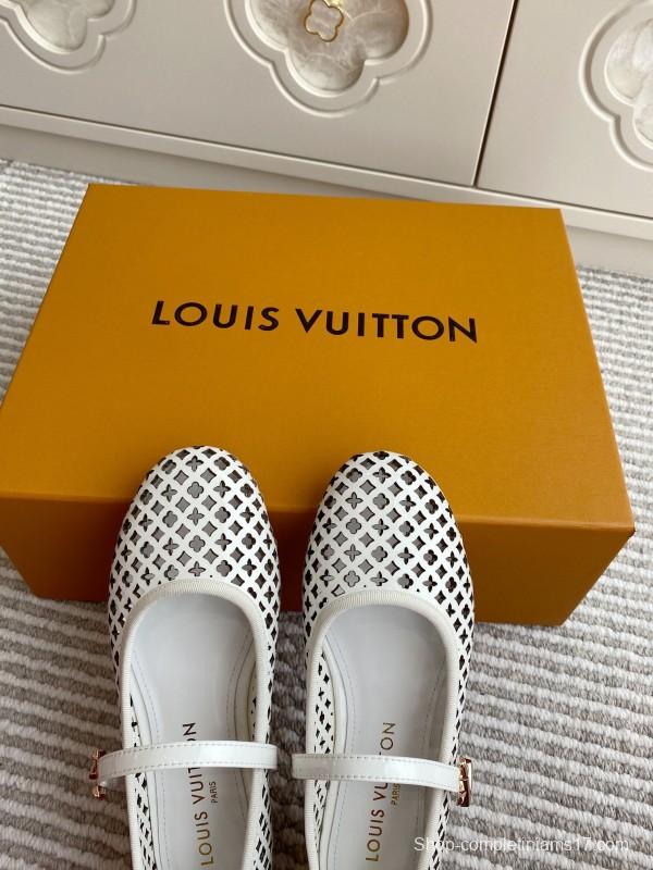 2025 Women Louis Vuitton White Leather Mary Jane Perforated KFY00310