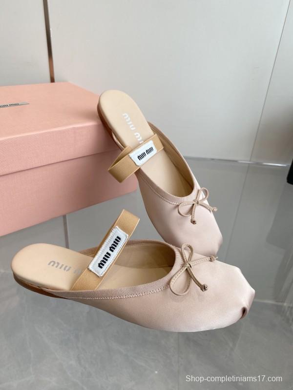 2025 Women Miu Miu Beige Satin Slippers KFY00280
