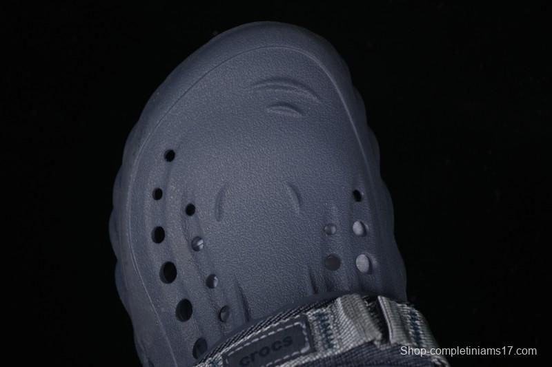 Crocs Bobs Flat Heel Closed Toe Slip-On Beach Clog Sandals - B.D4